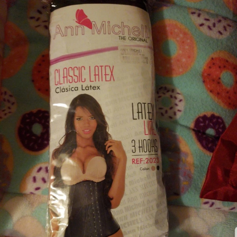 Pretty girl curves